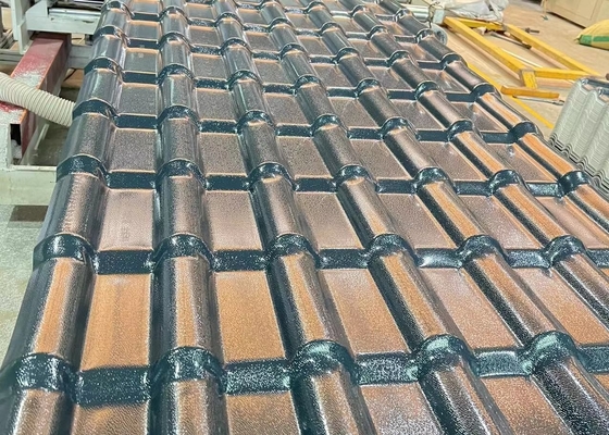 Pencegahan Kebakaran Resin Sintetis Atap Tahan Air Ubin Tahan UV 2.3mm